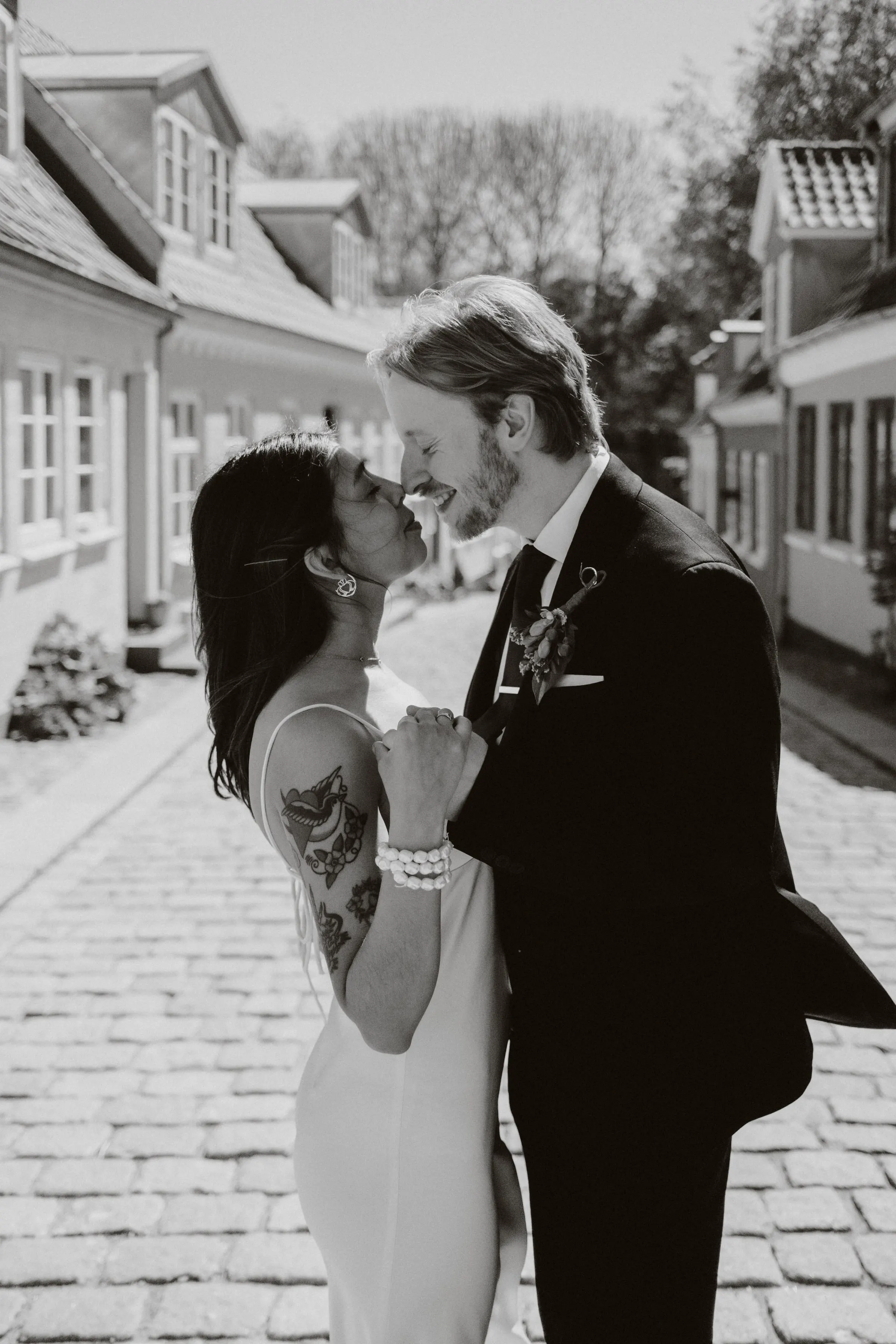 Daniela & Aidan, wedding at Odense old town, photo 15