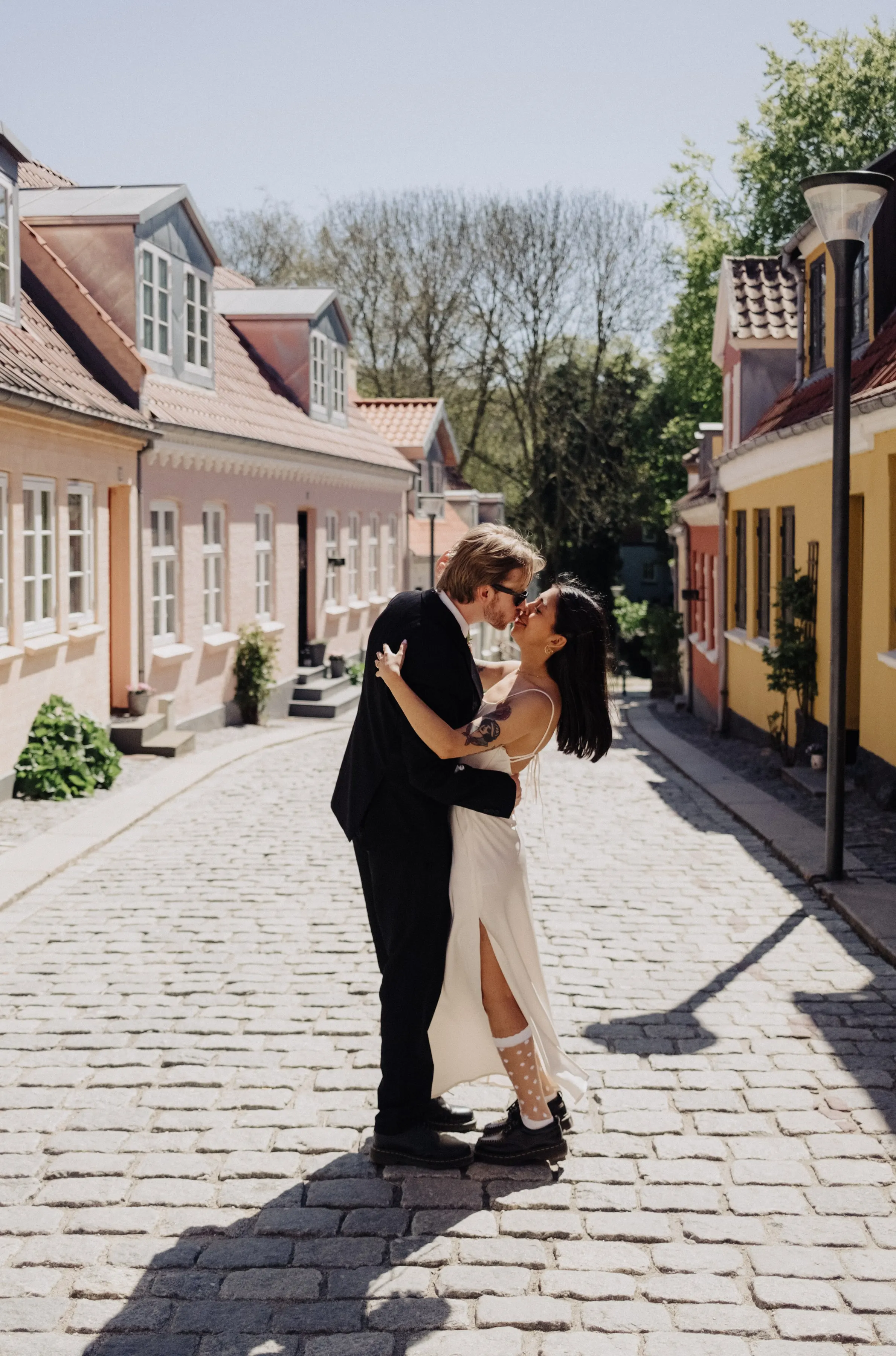 Daniela & Aidan, wedding at Odense old town, photo 4