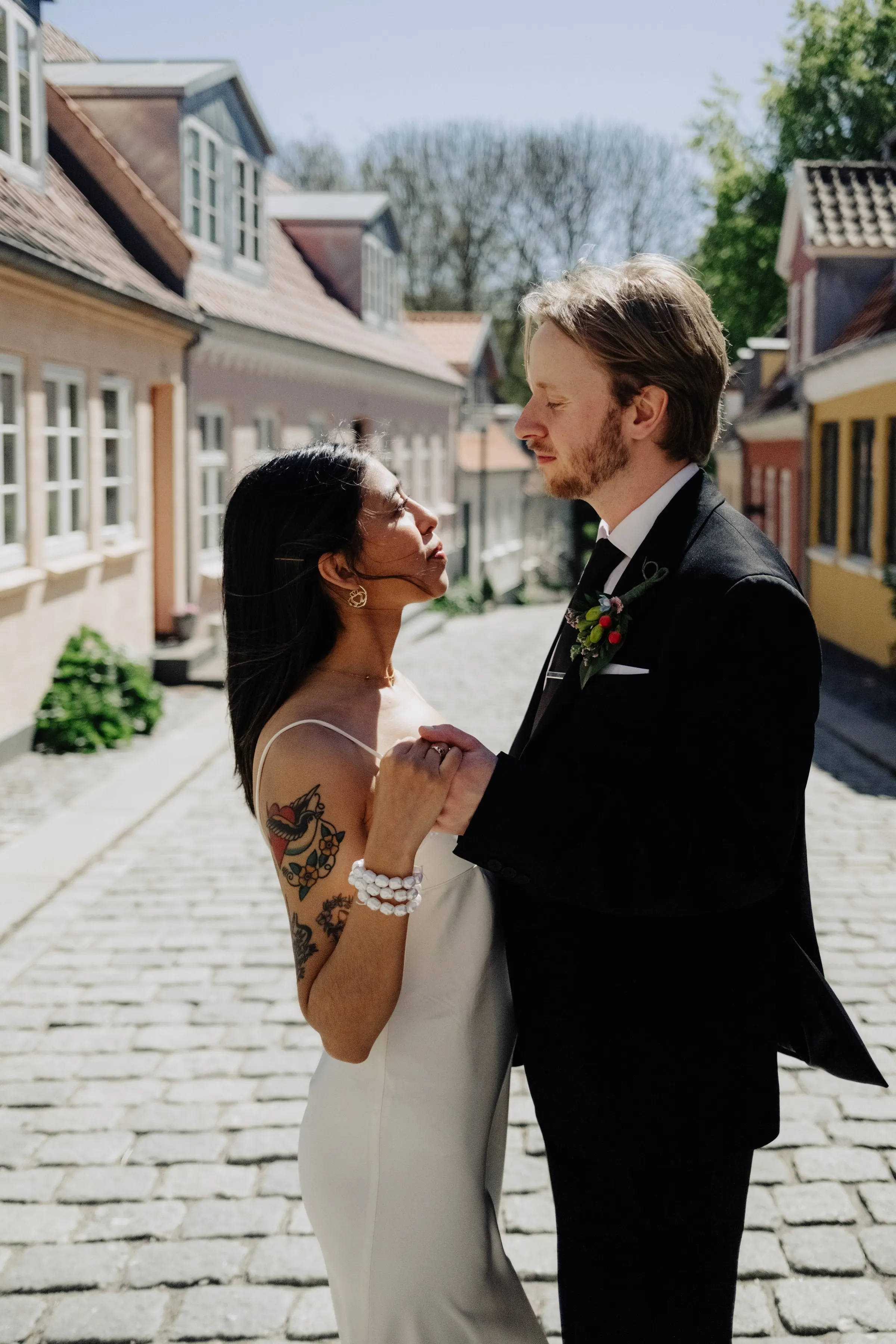 Daniela & Aidan, wedding at Odense old town, photo 8