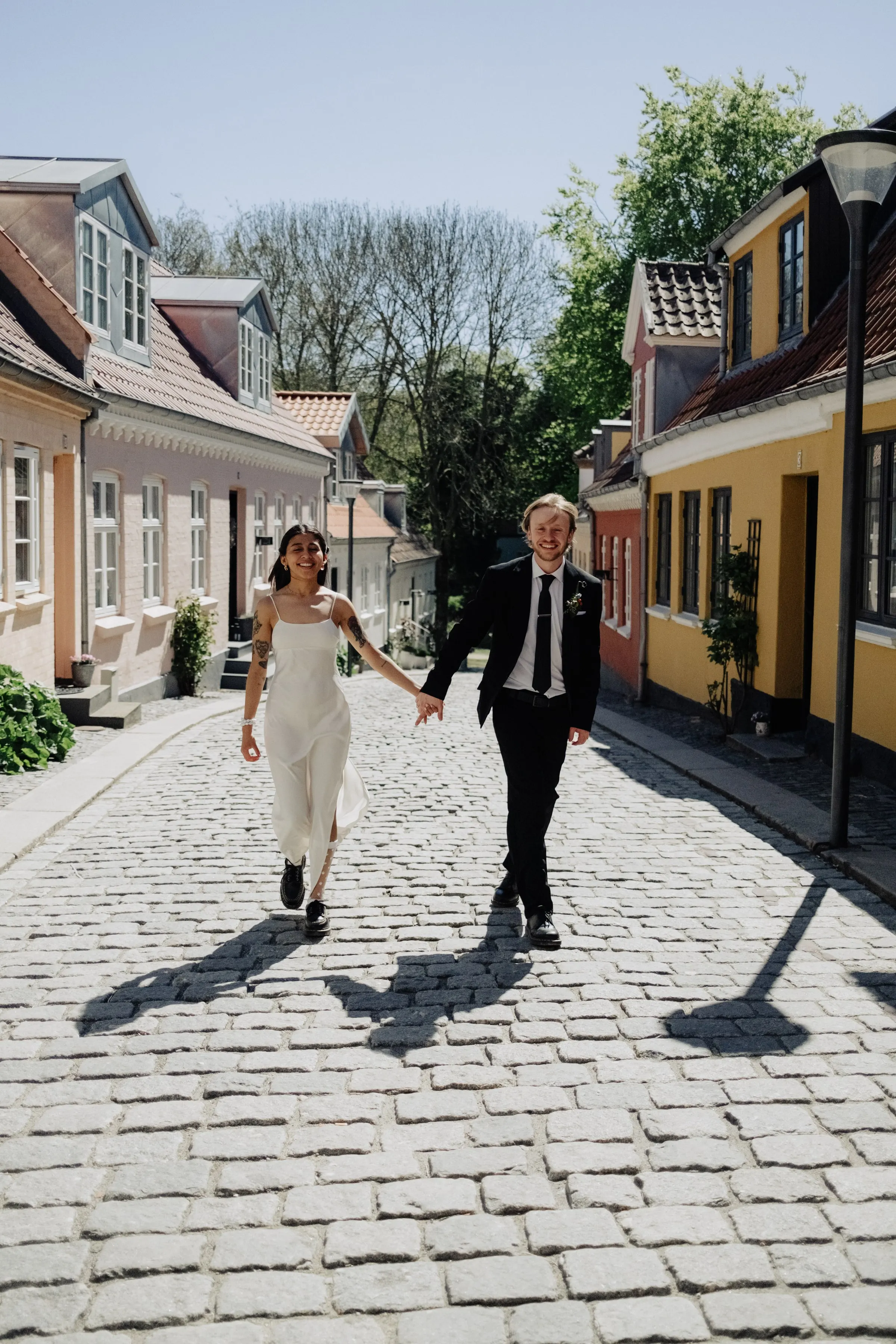 Daniela & Aidan, wedding at Odense old town, photo 10
